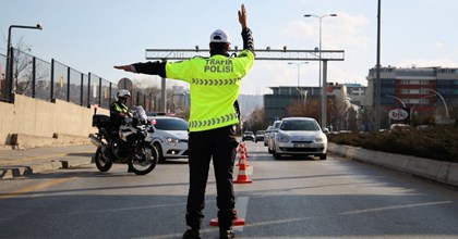 14/1-B Trafik Cezası Nedir? 14/1-B Trafik Ceza Maddesi Ne Kadar, Nasıl İtiraz Edilir? (2026)